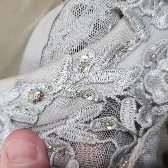 TLC Say Yes To The Prom Dress Juniors Gray Iridescent Stones Ruffly Layers Sz 7 - Picture 13 of 16